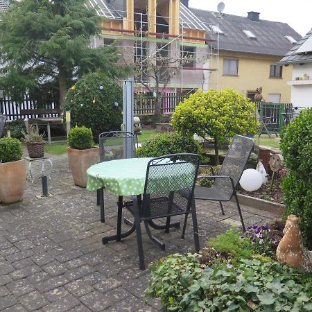 Ferienwohnung Zuckerberg Саарбург Екстер'єр фото