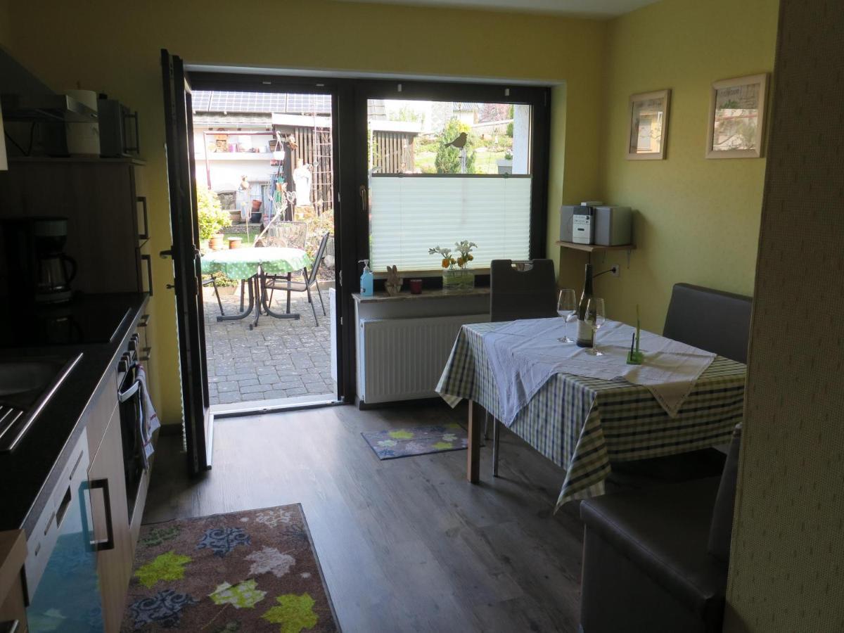Ferienwohnung Zuckerberg Саарбург Екстер'єр фото